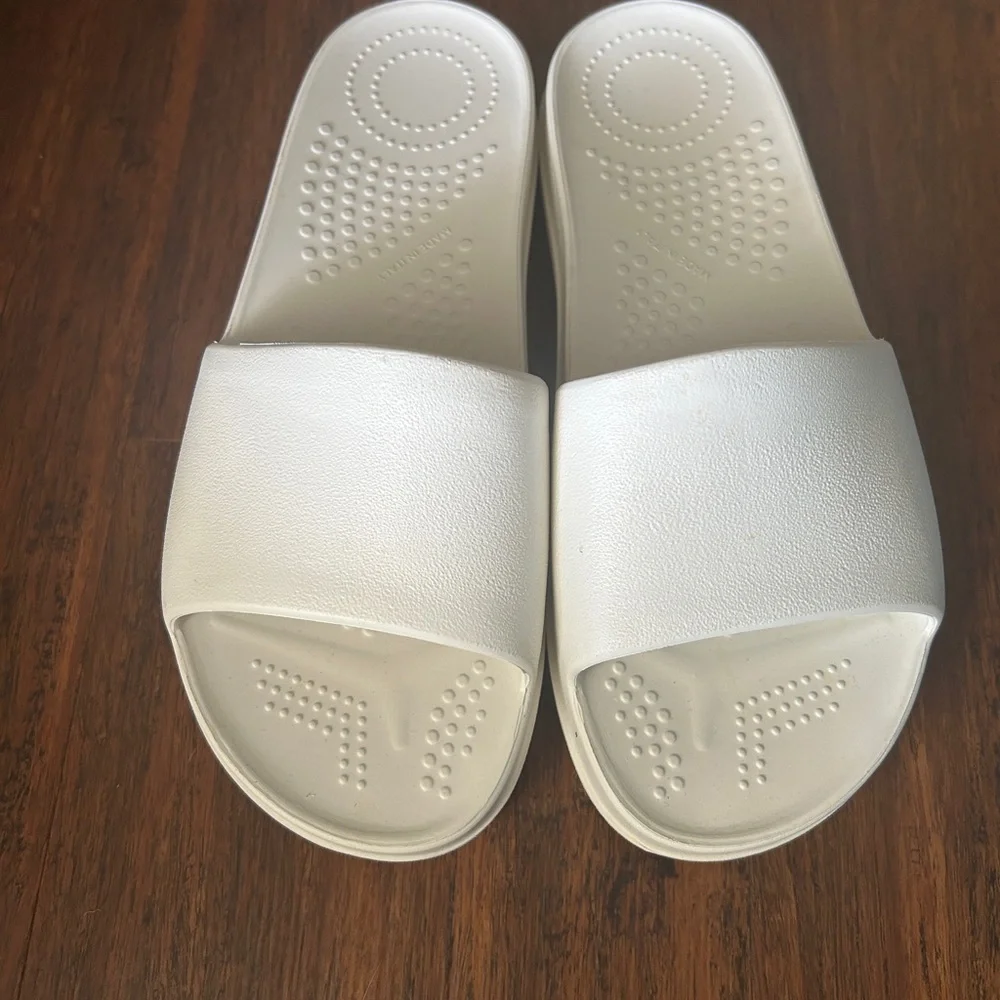 White EVA Slide Sandals - Picture 2 of 6